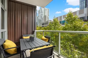 583 Battery St, Seattle, WA 98121 - Photo 13