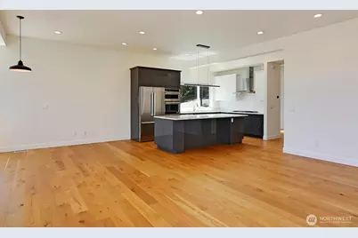 5426 31st Avenue S, Seattle, WA 98108 - Photo 7
