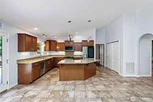 8725 SE Yeshua Ln, Port Orchard, WA 98367 - Photo 9