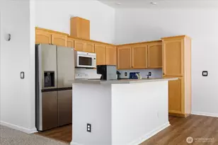 195 NW 12th Ct, Oak Harbor, WA 98277 - Photo 9