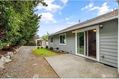 195 NW 12th Court, Oak Harbor, WA 98277 - Photo 25
