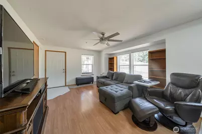 2399 McDonald Avenue, DuPont, WA 98327 - Photo 5