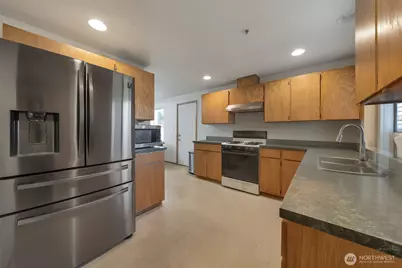 2399 McDonald Avenue, DuPont, WA 98327 - Photo 11