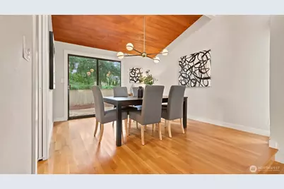 7520 86th Avenue SE, Mercer Island, WA 98040 - Photo 9