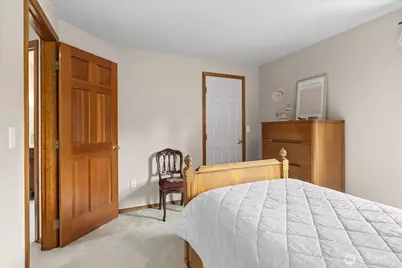 17906 Larch Way, Lynnwood, WA 98037 - Photo 25
