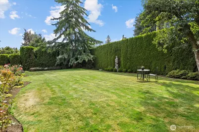 17906 Larch Way, Lynnwood, WA 98037 - Photo 35