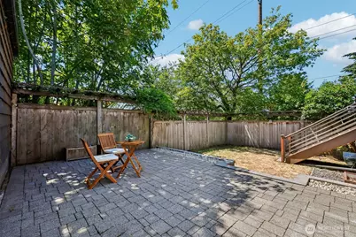 239 NW 48th Street, Seattle, WA 98107 - Photo 27