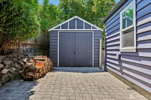 239 NW 48th St, Seattle, WA 98107 - Photo 29