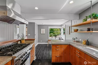 239 NW 48th Street, Seattle, WA 98107 - Photo 7
