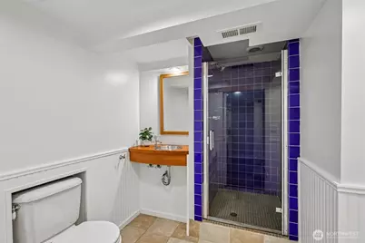 239 NW 48th Street, Seattle, WA 98107 - Photo 23