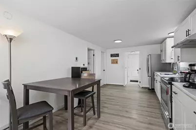 831 E 47th Street #2, Tacoma, WA 98404 - Photo 5