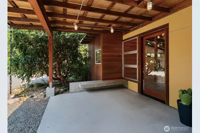 4409 SW Point Robinson Road, Vashon, WA 98070 - Photo 5