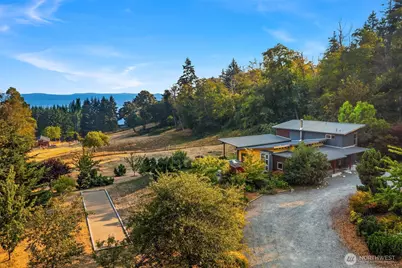 4409 SW Point Robinson Road, Vashon, WA 98070 - Photo 35