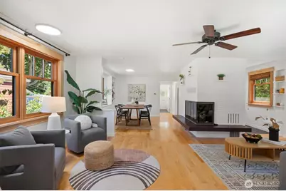2916 Walnut Avenue SW, Seattle, WA 98116 - Photo 3