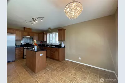 1382 NW Kathleen Drive, Oak Harbor, WA 98277 - Photo 11