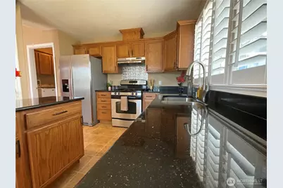 1382 NW Kathleen Drive, Oak Harbor, WA 98277 - Photo 9