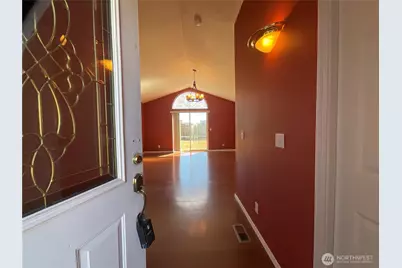 1382 NW Kathleen Drive, Oak Harbor, WA 98277 - Photo 5