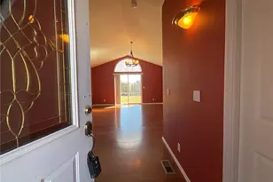 1382 NW Kathleen Dr, Oak Harbor, WA 98277 - Photo 5