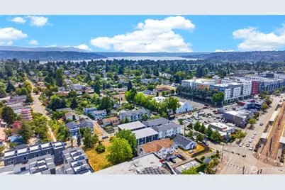 7015 42nd Avenue S, Seattle, WA 98118 - Photo 21