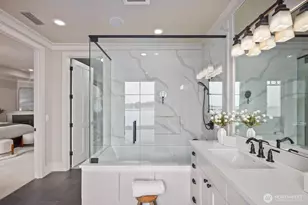 9015 NE Juanita Ln, Kirkland, WA 98034 - Photo 23