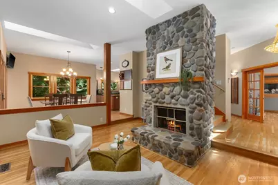 14677 Sivertson Road NE, Bainbridge Island, WA 98110 - Photo 5