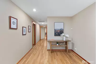 14677 Sivertson Road NE, Bainbridge Island, WA 98110 - Photo 19