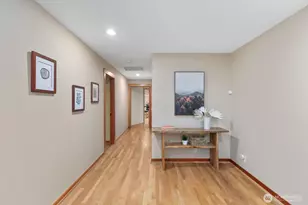 14677 Sivertson Rd NE, Bainbridge Island, WA 98110 - Photo 19