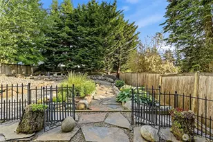 2419 NE 14th St, Renton, WA 98056 - Photo 21