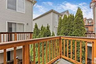 12042 31st Ave NE, Seattle, WA 98125 - Photo 9