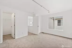 12042 31st Ave NE, Seattle, WA 98125 - Photo 17