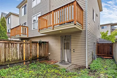 12042 31st Avenue NE, Seattle, WA 98125 - Photo 21