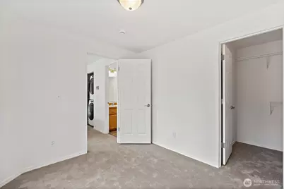 12042 31st Avenue NE, Seattle, WA 98125 - Photo 13
