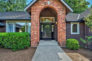 1832 231st Pl NE, Sammamish, WA 98074 - Photo 3