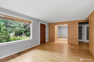 3720 SW 100th St, Seattle, WA 98146 - Photo 5