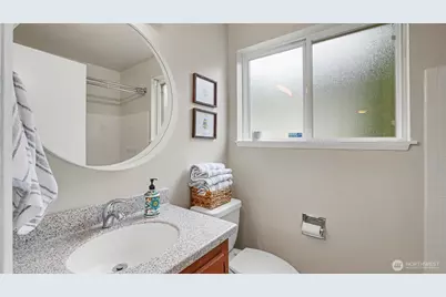 15041 SE Fairwood Boulevard, Renton, WA 98058 - Photo 23