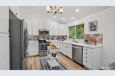 15041 SE Fairwood Boulevard, Renton, WA 98058 - Photo 9