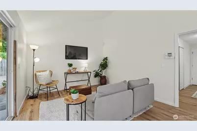15041 SE Fairwood Boulevard, Renton, WA 98058 - Photo 13