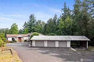 43103 Hilligoss Ln E, Eatonville, WA 98328 - Photo 17