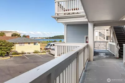 651 SE Bayshore Drive #C102, Oak Harbor, WA 98277 - Photo 3