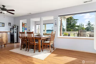 651 SE Bayshore Drive #C102, Oak Harbor, WA 98277 - Photo 9