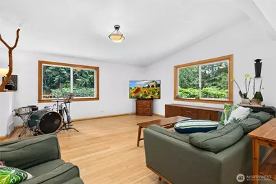 14325 E Lake Goodwin Road, Stanwood, WA 98292 - Photo 7