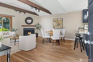 12026 40th Ave NE, Seattle, WA 98125 - Photo 3