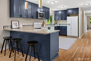 12026 40th Ave NE, Seattle, WA 98125 - Photo 7