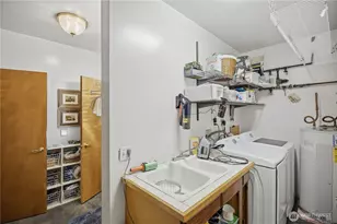 415 118th Ave E, Edgewood, WA 98372 - Photo 13