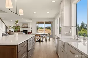 10207 174th Ave E, Bonney Lake, WA 98391 - Photo 13