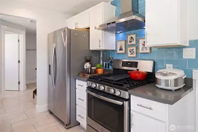 4634 S Gazelle Street, Seattle, WA 98118 - Photo 7