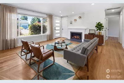 4634 S Gazelle Street, Seattle, WA 98118 - Photo 3