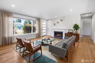 4634 S Gazelle St, Seattle, WA 98118 - Photo 3