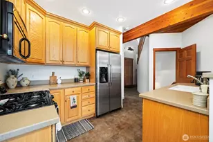 9474 Freedom Pl, Blaine, WA 98230 - Photo 11