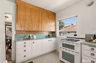 1754 S Horton St, Seattle, WA 98144 - Photo 9
